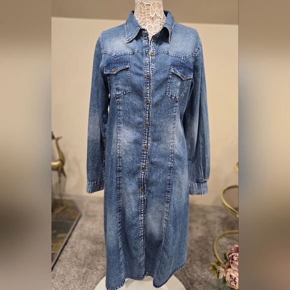 Super Cute Boho Western Denim Shirt dress by Lola P. Sz L - Picture 6 of 13